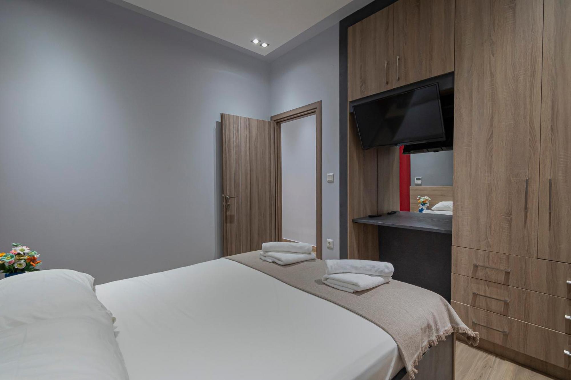 P & K Design Ltd Flats By Rentals Pro Services - Néa Moudaniá Eksteriør bilde