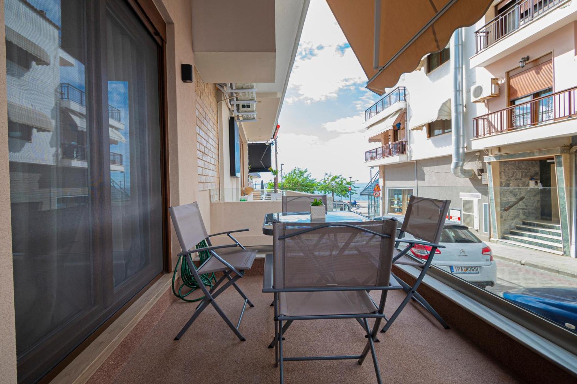 P & K Design Ltd Flats By Rentals Pro Services - Néa Moudaniá Eksteriør bilde