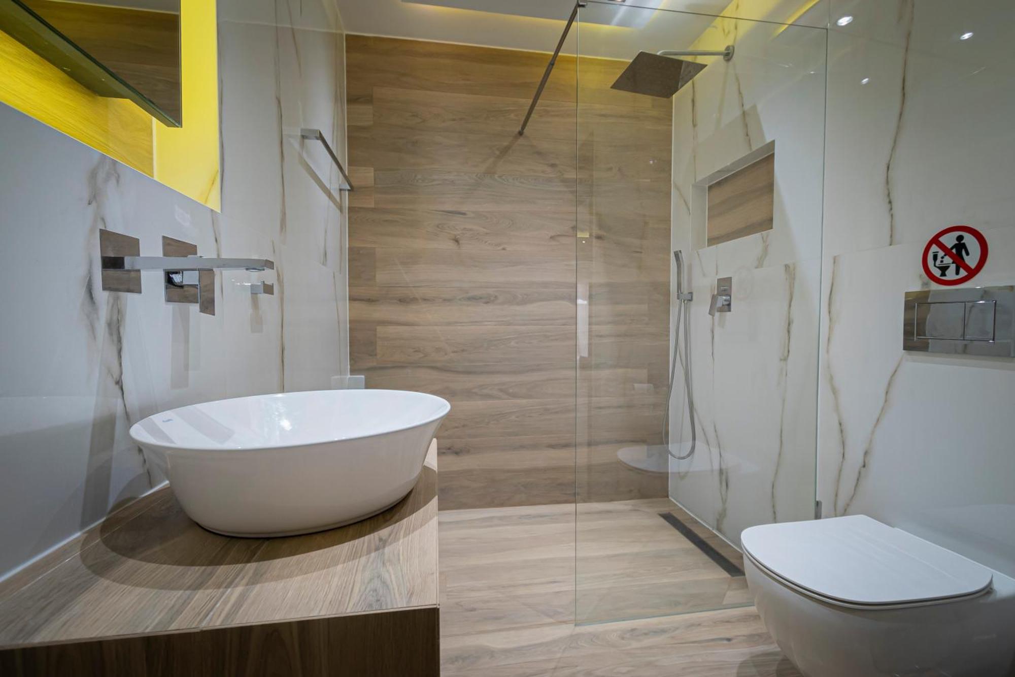 P & K Design Ltd Flats By Rentals Pro Services - Néa Moudaniá Eksteriør bilde