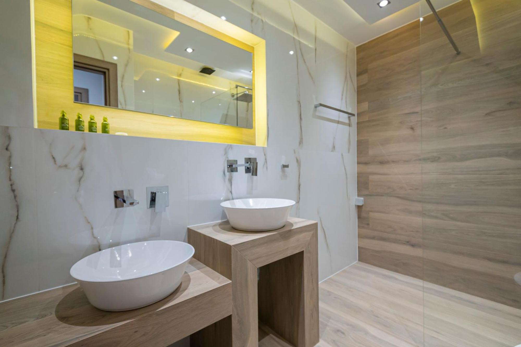 P & K Design Ltd Flats By Rentals Pro Services - Néa Moudaniá Eksteriør bilde